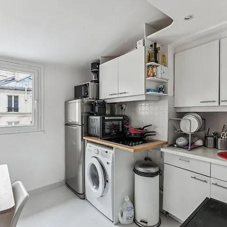 Magnifique Appart Duplex Metro 2pers Apartment Paris